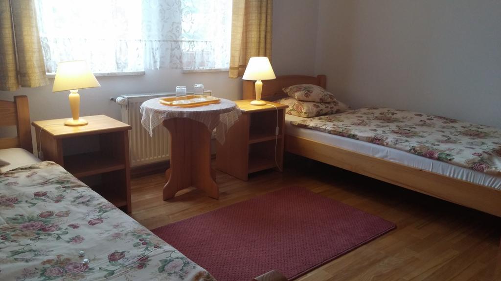 Gospodarstwo Agroturystyczne-Pensjonat Sad Podgorzyn Bagian luar foto